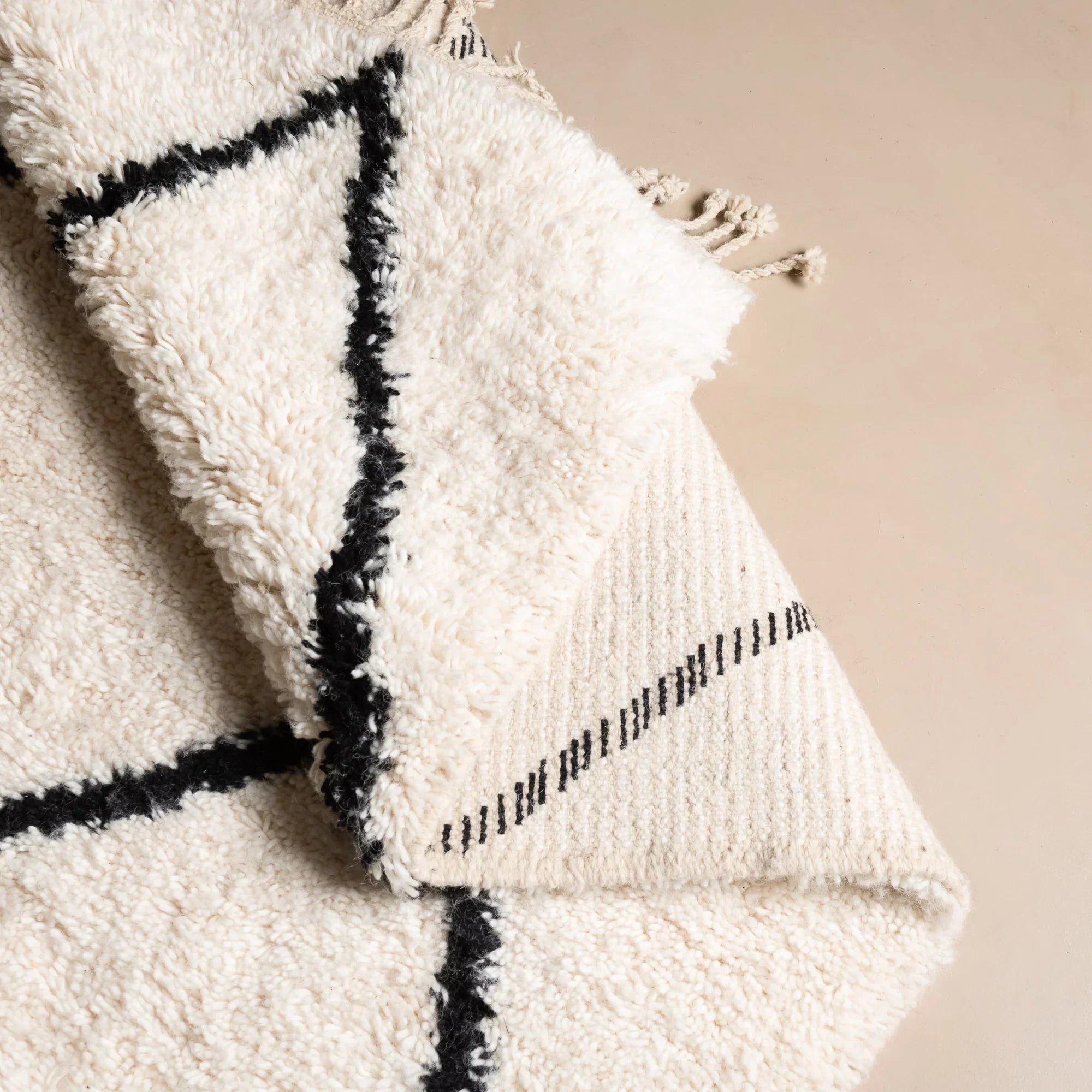 Luxurious Moroccan Beni Ourain Handmade Rug